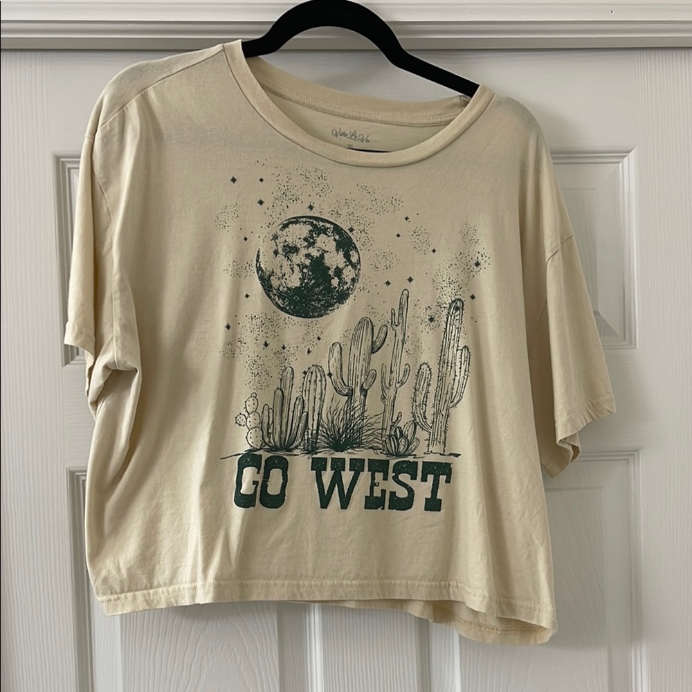 Cream Graphic crop top
